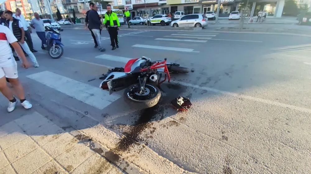 Aksaray’da Hemşire Yasin Özdemir Trafik Kazasında Yaşamını Yitirdi