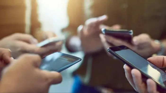 Telefon kullanımı hakkında çarpıcı uyarı!